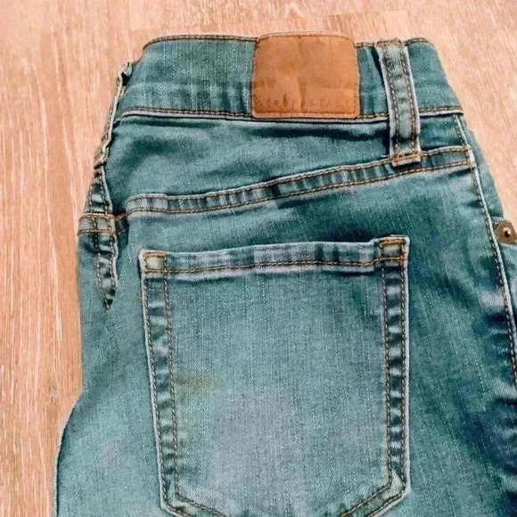 Aeropostale women's size 2 High waisted ankle jeggings holes distressed - Picture 5 of 9